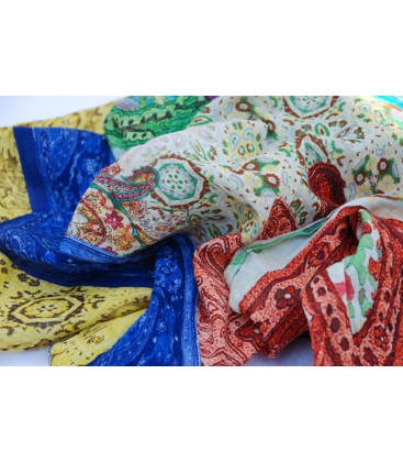 PAISLEY 